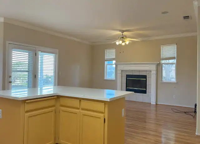 Property at 2015 London Ave, Manteca, CA, 95336, 3 beds, 2 baths, [object Object]