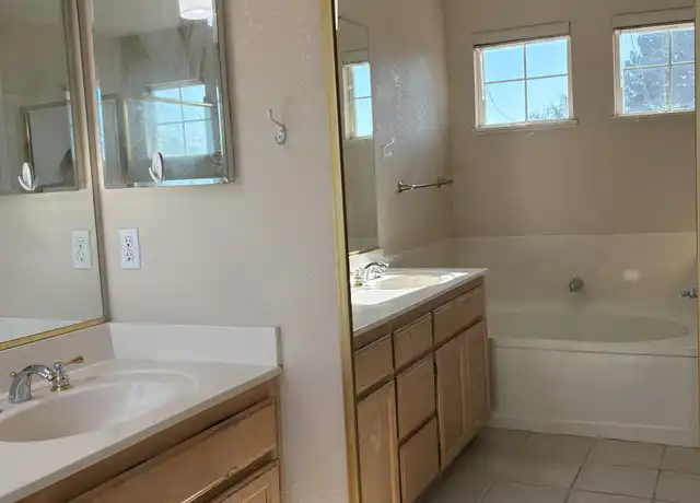 Property at 2015 London Ave, Manteca, CA, 95336, 3 beds, 2 baths, [object Object]