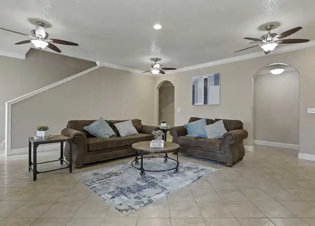 Property at 7603 Glen Vista Dr Unit 2A, San Antonio, TX, 78239, 6 beds, 2 baths, [object Object]