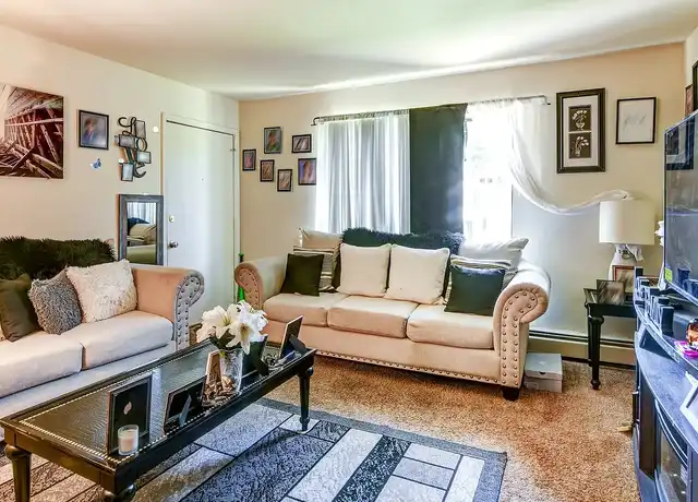 Property at Arbor Park Apartments - 3980 Madison Ave SE, Grand Rapids, MI, 49548, 1 bed, 1 bath, [object Object]