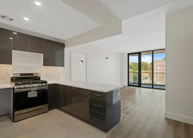 Property at 88-11 179th Pl Unit 2-E, Jamaica, NY, 11432, 2 beds, 2 baths, [object Object]