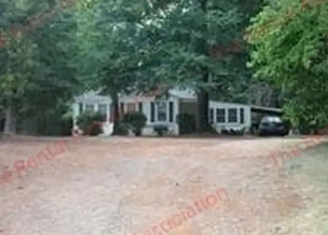 Property at 2943 LA-33, Ruston, LA, 71270, 3 beds, 1 bath, [object Object]