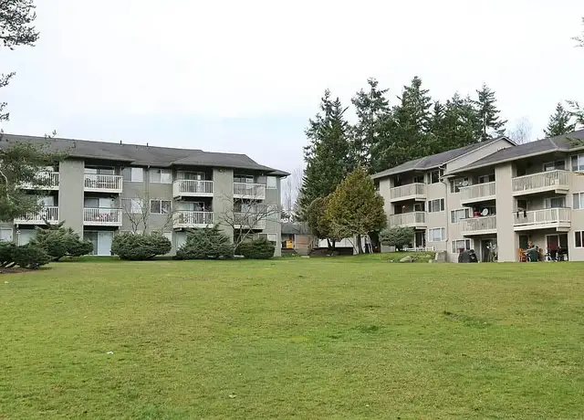 Photo of 2 W Casino Rd, Everett, WA 98204