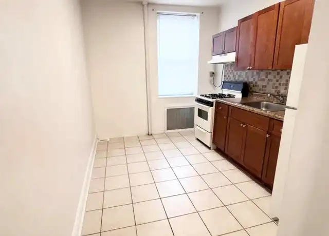 Property at 707 E 189th St, Bronx, NY, 10458, 0 beds, 1 bath, [object Object]