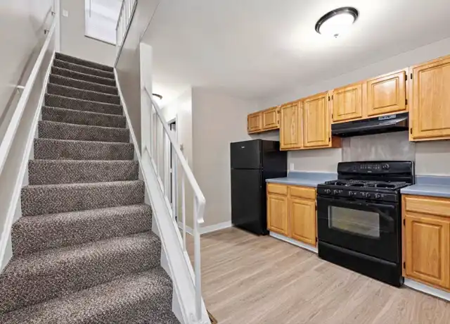 Property at 755 Canonby Pl, Columbus, OH, 43223, 2 beds, 1 bath, [object Object]