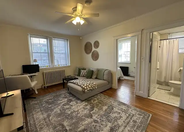 Property at 15 Governors Ave Unit 4, Medford, MA, 02155, 1 bed, 1 bath, [object Object]