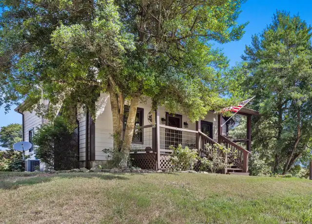 Property at 3984 Carr Rd, Adams, TN, 37010, 2 beds, 2 baths, [object Object]