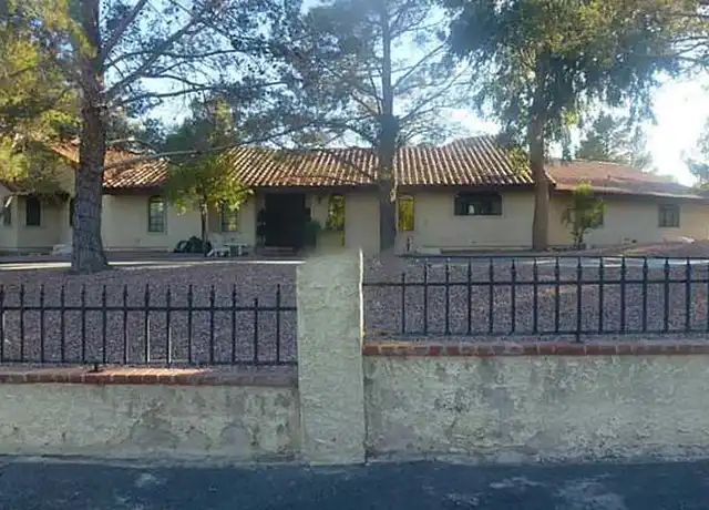 Property at 6681 Tara Ave, Las Vegas, NV, 89146, 1 bed, 1 bath, [object Object]