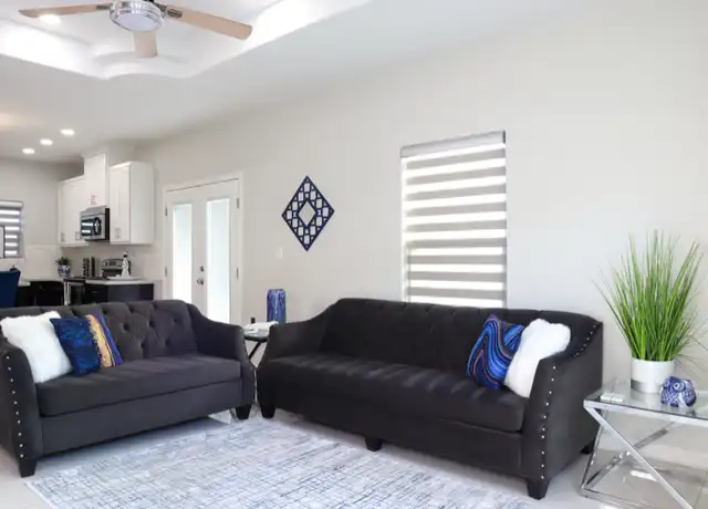 Property at 204 W Rutherford Ave Unit 4, Edinburg, TX, 78541, 3 beds, 2 baths, [object Object]