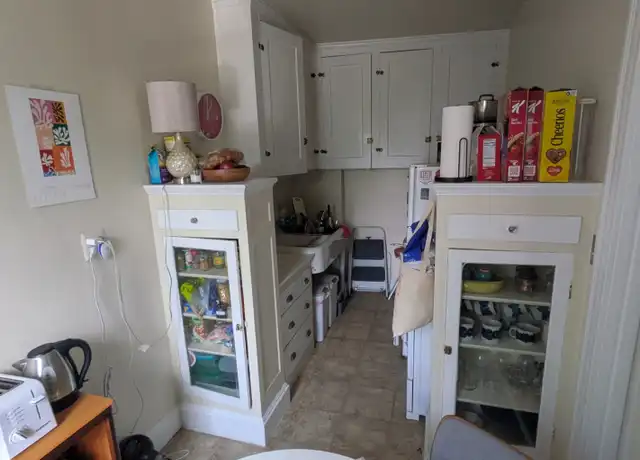 Property at 15 Linnaean St Unit 10, Cambridge, MA, 02138, 0 beds, 1 bath, [object Object]