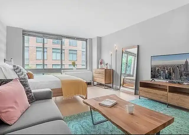 Property at 130 W 15th St Unit 8L, New York, NY, 10011, 0 beds, 1 bath, [object Object]
