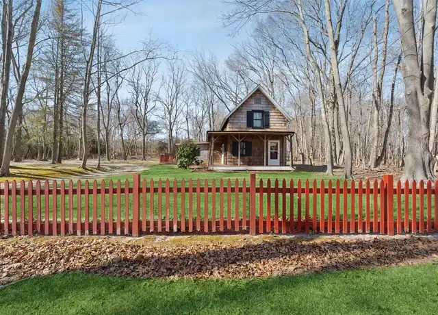 Property at 20 Hildreth St, Sag Harbor, NY, 11963, 3 beds, 1.5 baths, [object Object]