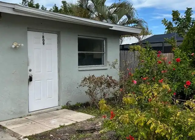Property at 809 66th Ave W Unit B, Bradenton, FL, 34207, 2 beds, 1 bath, [object Object]