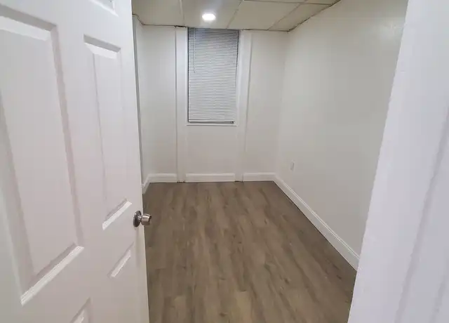 Property at 1600 Falck Ave Unit 9, Pittsburgh, PA, 15212, 1 bed, 1 bath, [object Object]