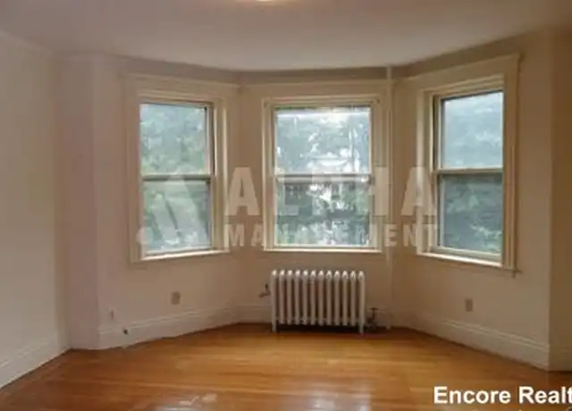Property at 18 Euston St Unit 8, Brookline, MA, 02446, 3 beds, 2 baths, [object Object]