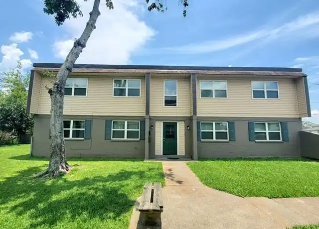 Property at 114 Zeta St Unit C, Belle Chasse, LA, 70037, 2 beds, 1 bath, [object Object]