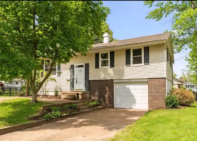 Property at 213 Whitehall Dr, O Fallon, IL, 62269, 4 beds, 2 baths, [object Object]