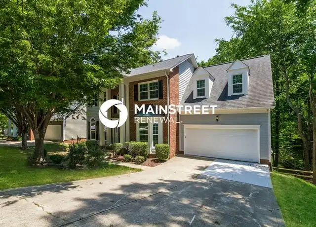 Property at 6232 Hickory Cove Ln, Charlotte, NC, 28269, 4 beds, 2 baths, [object Object]