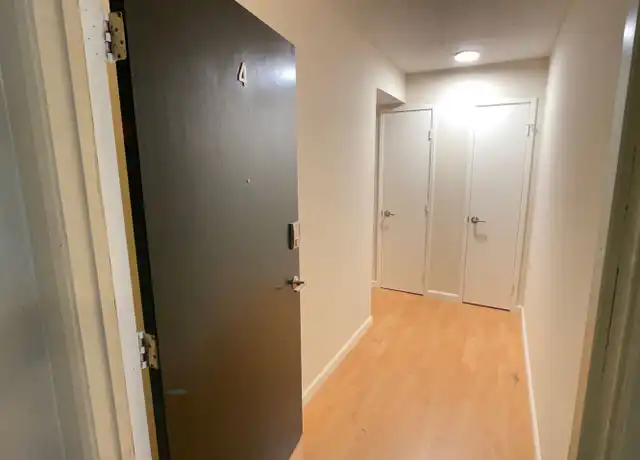 Property at 6 Lorton Ave Unit 4, Burlingame, CA, 94010, 2 beds, 1 bath, [object Object]