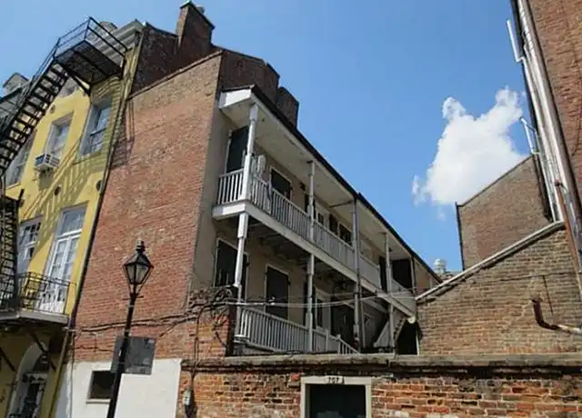 Property at 707 Toulouse St Unit B, New Orleans, LA, 70130, 1 bed, 1 bath, [object Object]