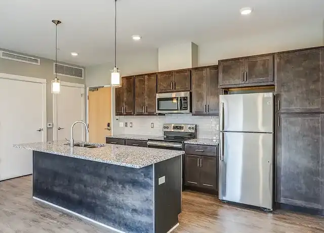 Property at Fulton Square - 1 Carlton Ave SE, Grand Rapids, MI, 49506, 1 bed, 1 bath, [object Object]