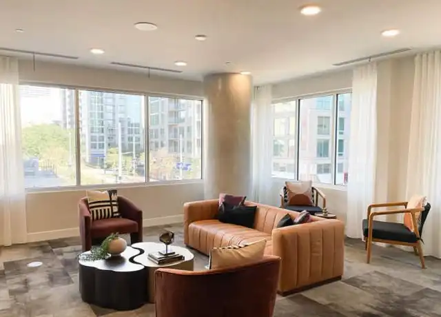 Property at 1810 Main St Unit 2130, Houston, TX, 77002, 2 beds, 2 baths, [object Object]