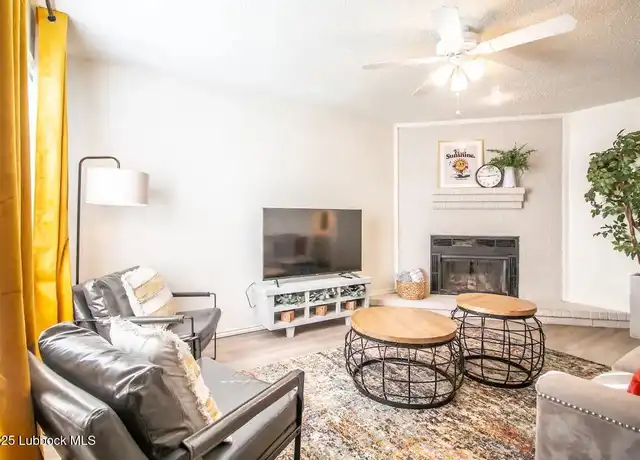 Property at 5806 6th St Unit B, Lubbock, TX, 79416, 2 beds, 1.5 baths, [object Object]