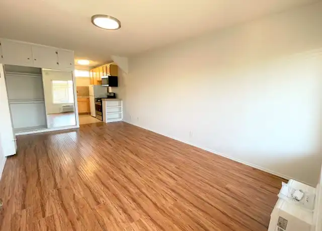 Property at 1412 17th St Unit 105 09, Santa Monica, CA, 90404, 0 beds, 1 bath, [object Object]