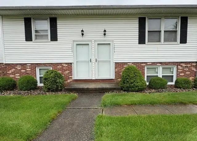 Property at 13639 N Main St, Beloit, OH, 44609, 2 beds, 1 bath, [object Object]