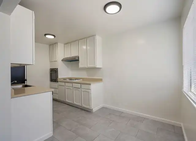 Property at 1372 Creekside Dr Unit 14, Walnut Creek, CA, 94596, 2 beds, 1 bath, [object Object]