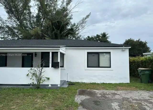 Property at 1466 NE 135th St Unit 1, North Miami, FL, 33161, 2 beds, 1 bath, [object Object]