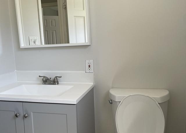 Photo of 43 Dedham St Unit B, Canton, MA 02021