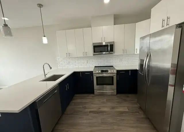 Property at 10 Clark St, Newark, NJ, 07104, 1 bed, 1 bath, [object Object]