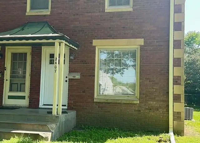 Property at 2407 Washington St, Lincoln, NE, 68502, 2 beds, 1 bath, [object Object]