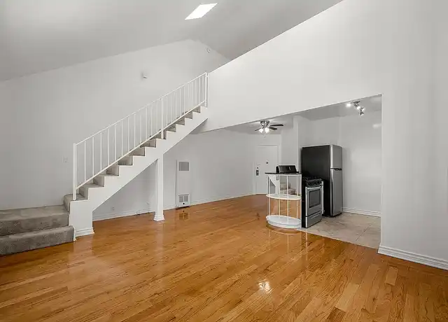 Property at 6200 Fountain Ave, Los Angeles, CA, 90028, 1 bed, 1 bath, [object Object]