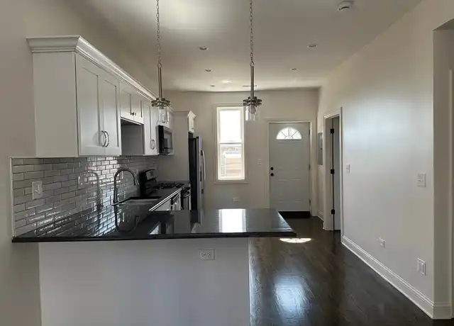 Property at 3023 W Fulton St Unit 2, Chicago, IL, 60612, 2 beds, 1 bath, [object Object]