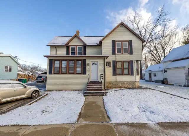 Property at 275 E 2nd St, Fond du Lac, WI, 54935, 2 beds, 1 bath, [object Object]