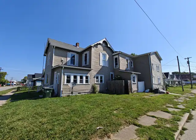 Property at 424 S Pike St, Shelbyville, IN, 46176, 1 bed, 1 bath, [object Object]