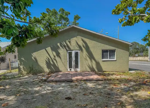 Property at 2798 22nd St, Sarasota, FL, 34234, 3 beds, 2 baths, [object Object]
