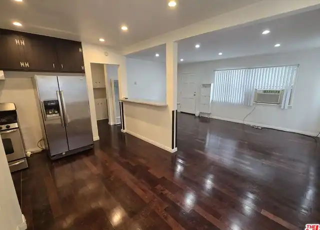 Property at 14758 Lemay St, Van Nuys, CA, 91405, 2 beds, 2 baths, [object Object]