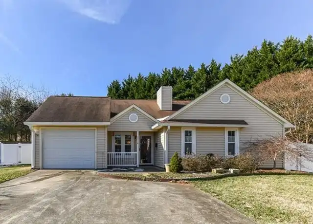 Property at 1114 Duggins St, Kernersville, NC, 27284, 3 beds, 2 baths, [object Object]