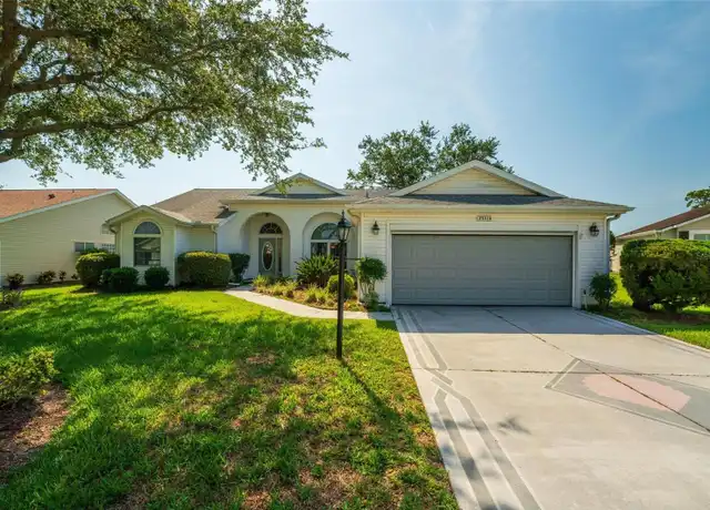 Property at 25316 Crestwater Dr, Leesburg, FL, 34748, 3 beds, 2 baths, [object Object]