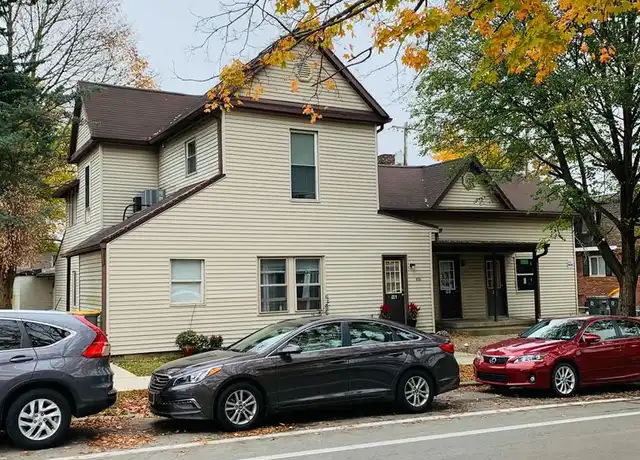Property at 416 N Lincoln St Apt 2, Bloomington, IN, 47408, 1 bed, 1 bath, [object Object]