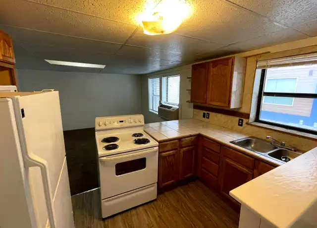 Property at 250 S 500 W Unit 21, Salt Lake City, UT, 84101, 1 bed, 1 bath, [object Object]
