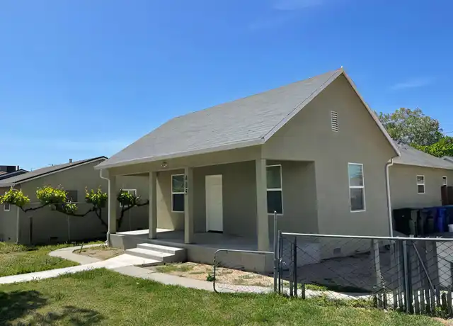 Property at 405 S Laurel St, Turlock, CA, 95380, 2 beds, 2 baths, [object Object]