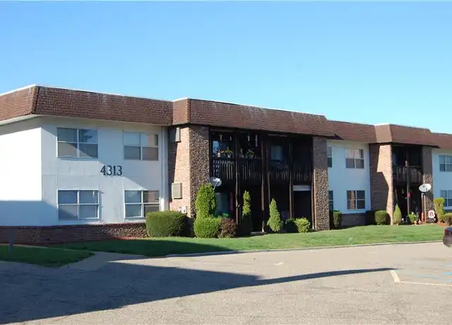 Property at 4313 Earl Dr Unit B3, Steubenville, OH, 43953, 1 bed, 1 bath, [object Object]