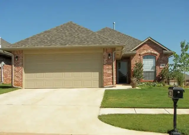Property at 809 SW 38th St, Oklahoma City, OK, 73109, 3 beds, 2 baths, [object Object]