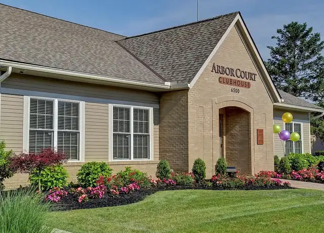 Property at Arbor Court - 6500 Maplewood Rd, Mayfield Heights, OH, 44124, 1-2 bed, 1 bath, [object Object]
