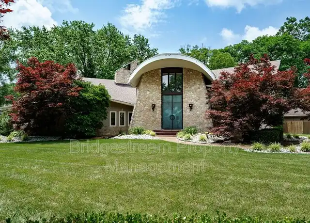 Property at 1382 Hickoryview Ct, Dayton, OH, 45458, 4 beds, 2 baths, [object Object]