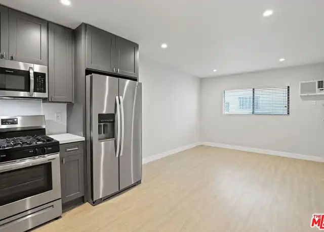 Property at 3314 Mentone Ave Unit 4, Los Angeles, CA, 90034, 0 beds, 1 bath, [object Object]